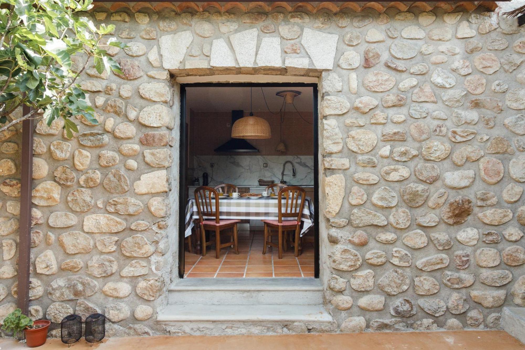 Casa Rural En Candeleda Con Piscina Y Un Maravilloso Jardin Екстериор снимка